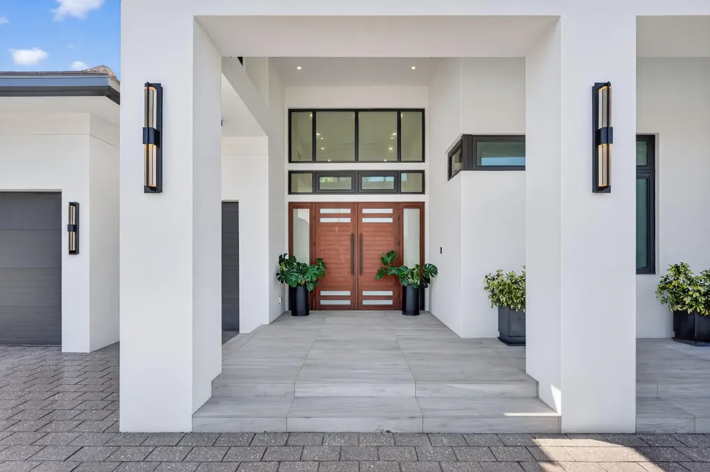 520 Golden Harbour Drive Boca Raton FL 33432