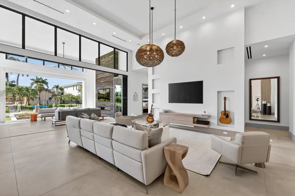 520 Golden Harbour Drive Boca Raton FL 33432