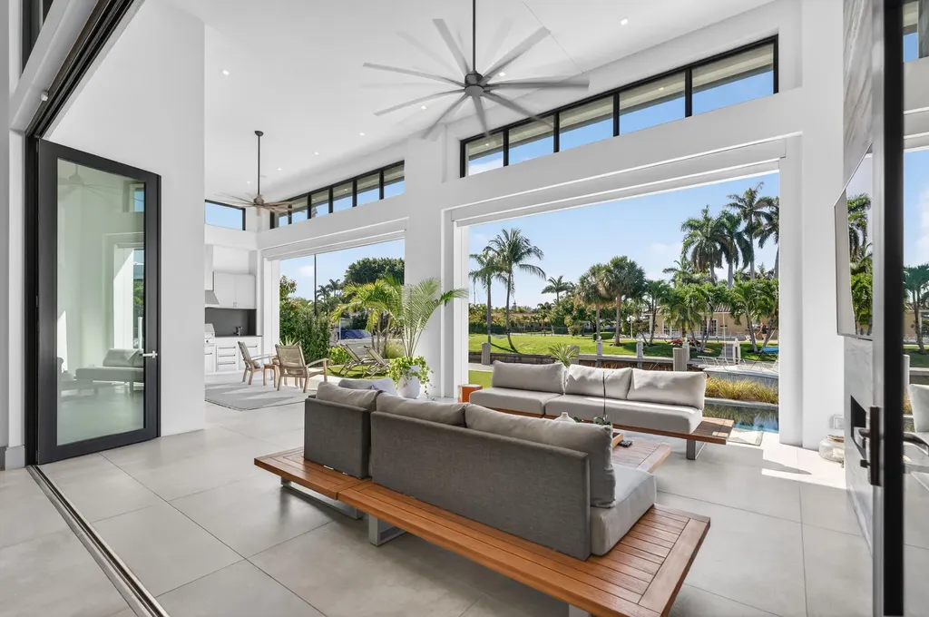 520 Golden Harbour Drive Boca Raton FL 33432