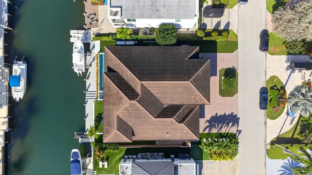 520 Golden Harbour Drive Boca Raton FL 33432