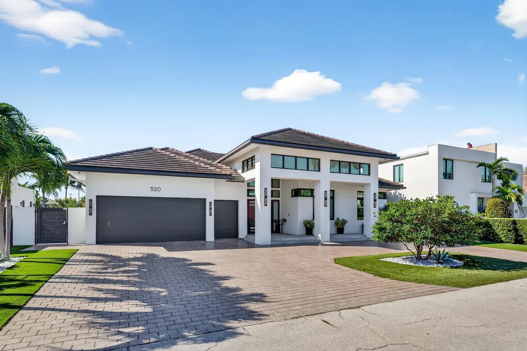 520 Golden Harbour Drive Boca Raton FL 33432