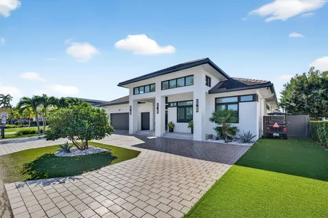 520 Golden Harbour Drive Boca Raton FL 33432