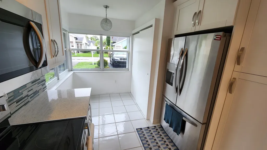1101 SW 111th Terrace Davie FL 33324