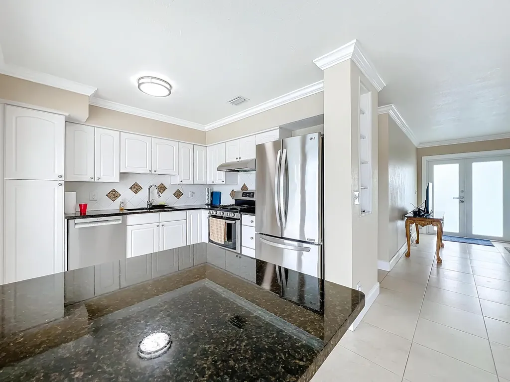 6803 Kingston Drive Lake Worth FL 33462