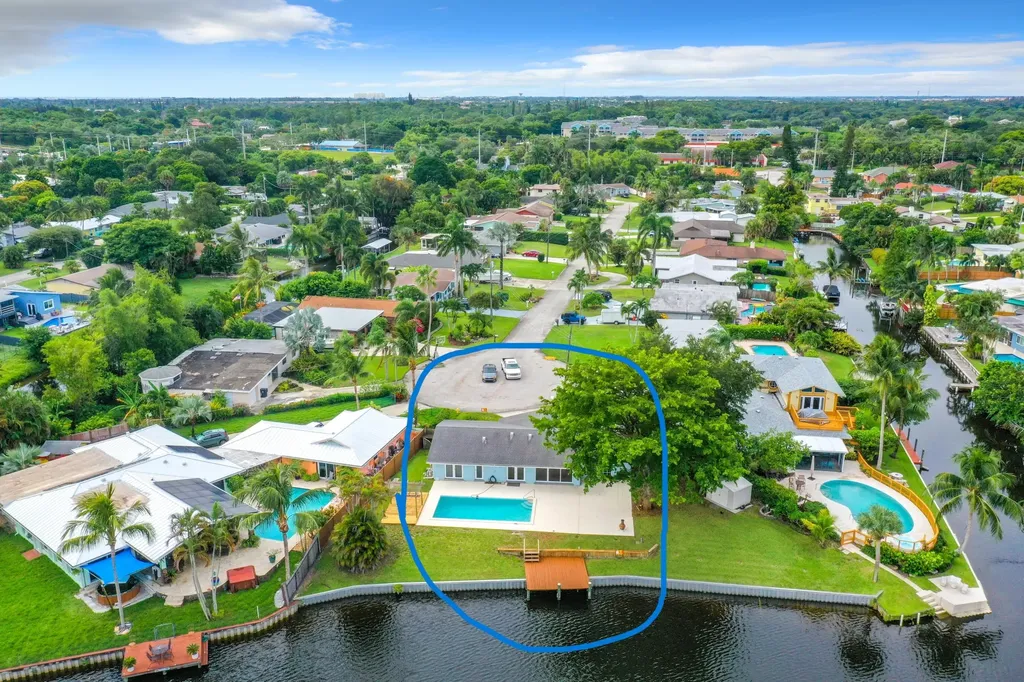 6803 Kingston Drive Lake Worth FL 33462