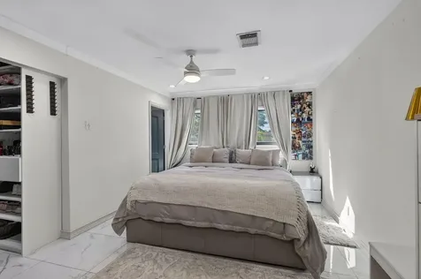 2601 NE 8th Court Pompano Beach FL 33062