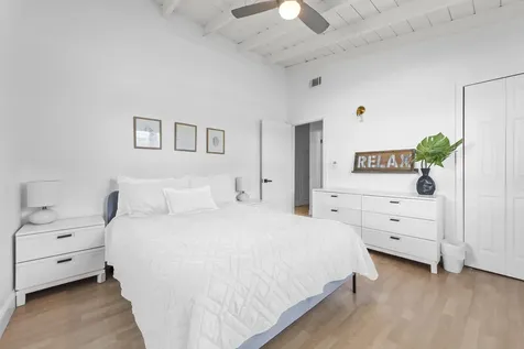 408 NW 29th Street Wilton Manors FL 33311