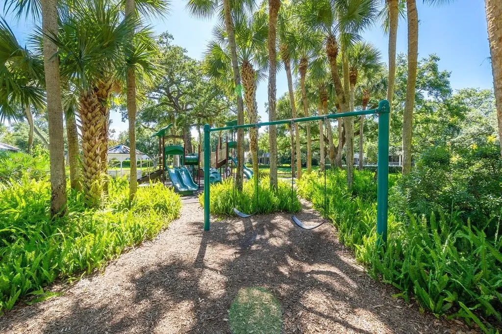 2805 Hampton Circle E Delray Beach FL 33445