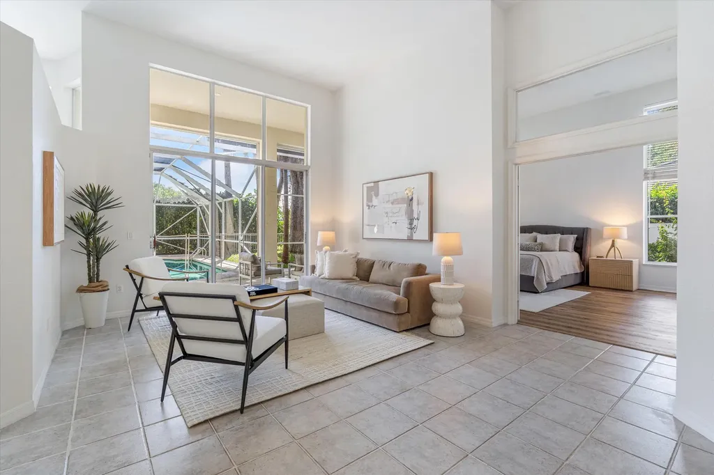 2805 Hampton Circle E Delray Beach FL 33445
