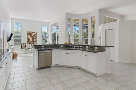 2805 Hampton Circle E Delray Beach FL 33445
