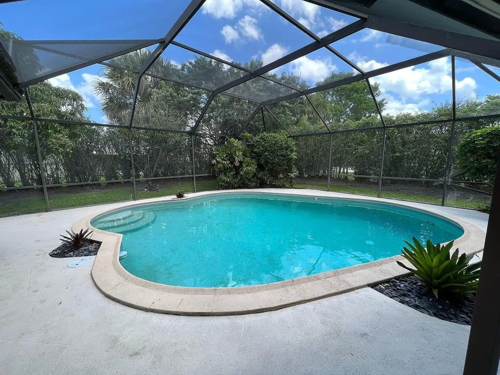1250 SW 15th Avenue Boca Raton FL 33486