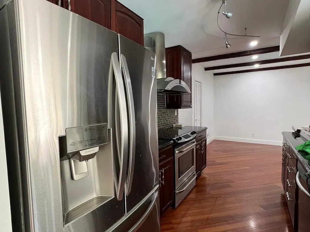1250 SW 15th Avenue Boca Raton FL 33486