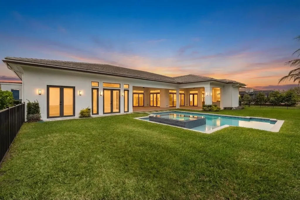 11931 Torreyanna Circle Palm Beach Gardens FL 33412