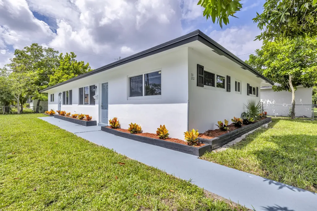 800-802 SW 6th Court Pompano Beach FL 33060