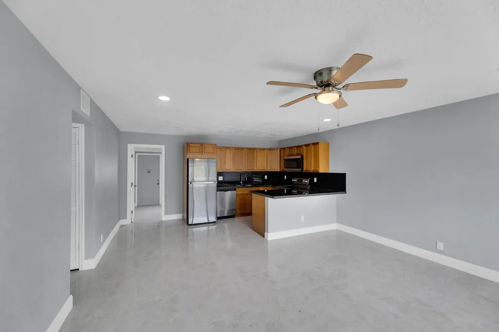 800-802 SW 6th Court Pompano Beach FL 33060