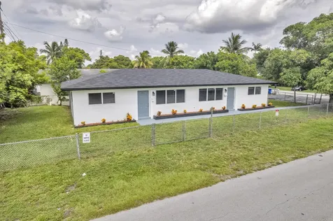 800-802 SW 6th Court Pompano Beach FL 33060