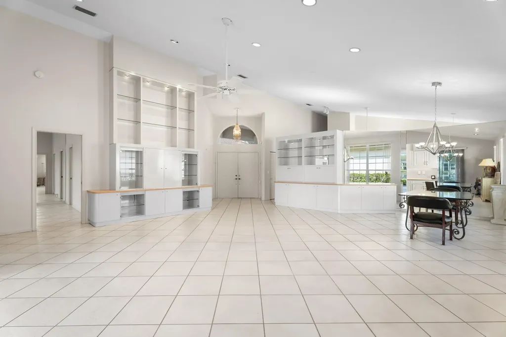 6938 Briarlake Circle West Palm Beach FL 33418