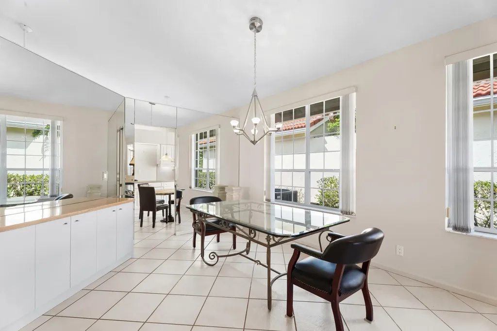 6938 Briarlake Circle West Palm Beach FL 33418