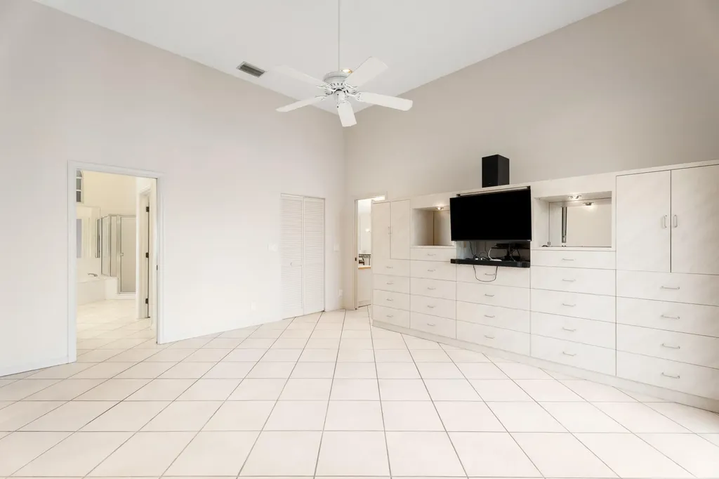 6938 Briarlake Circle West Palm Beach FL 33418