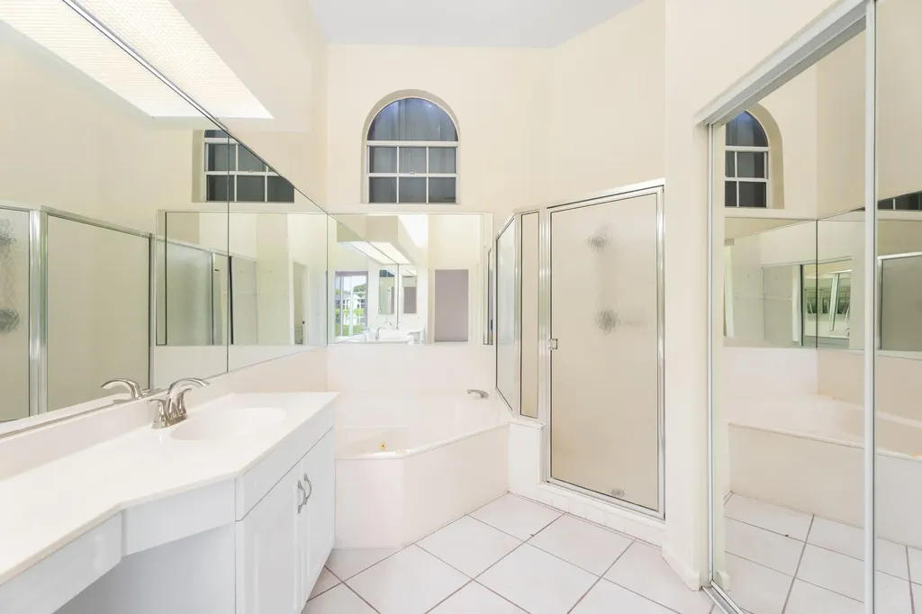 6938 Briarlake Circle West Palm Beach FL 33418
