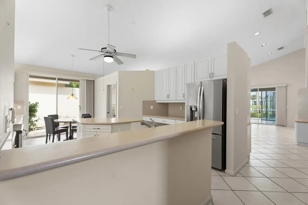 6938 Briarlake Circle West Palm Beach FL 33418