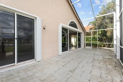 6938 Briarlake Circle West Palm Beach FL 33418