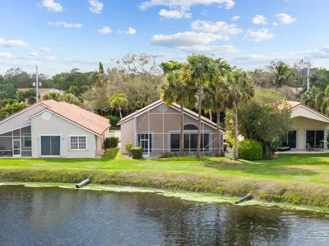 6938 Briarlake Circle West Palm Beach FL 33418