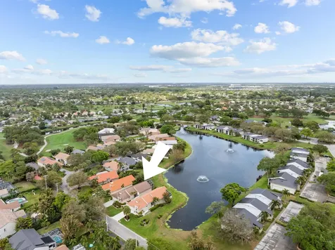 6938 Briarlake Circle West Palm Beach FL 33418