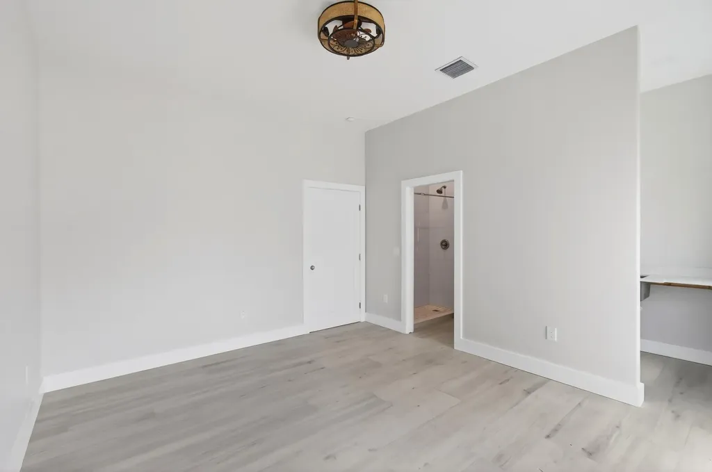 216 S C Lake Worth Beach FL 33460