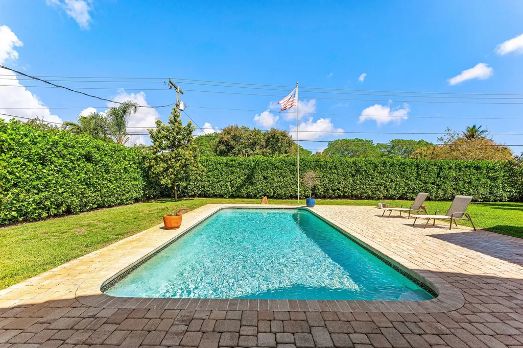 3897 Sherwood Boulevard Delray Beach FL 33445