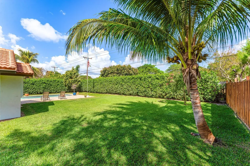 3897 Sherwood Boulevard Delray Beach FL 33445
