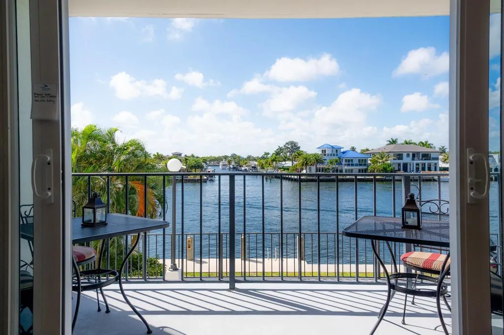 521 N Riverside Drive Pompano Beach FL 33062