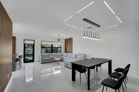 671 NE 191st Terrace Miami FL 33179