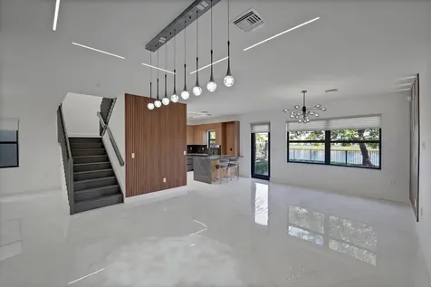 671 NE 191st Terrace Miami FL 33179