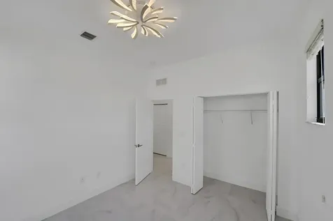 671 NE 191st Terrace Miami FL 33179