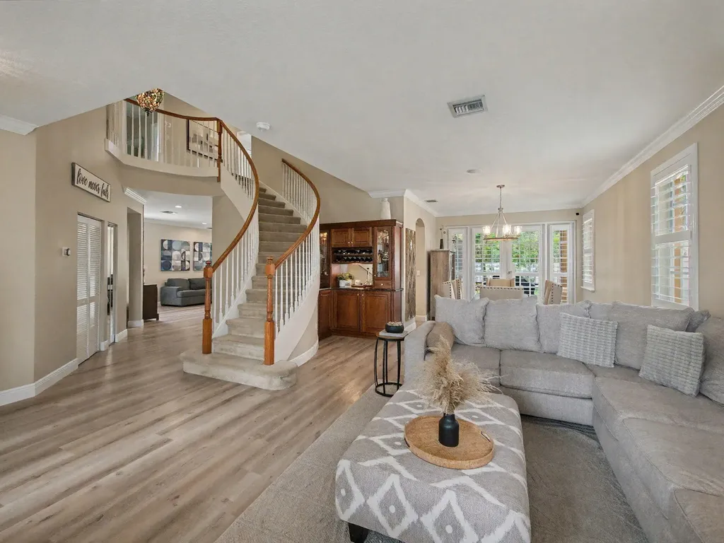 2052 Reston Circle Royal Palm Beach FL 33411