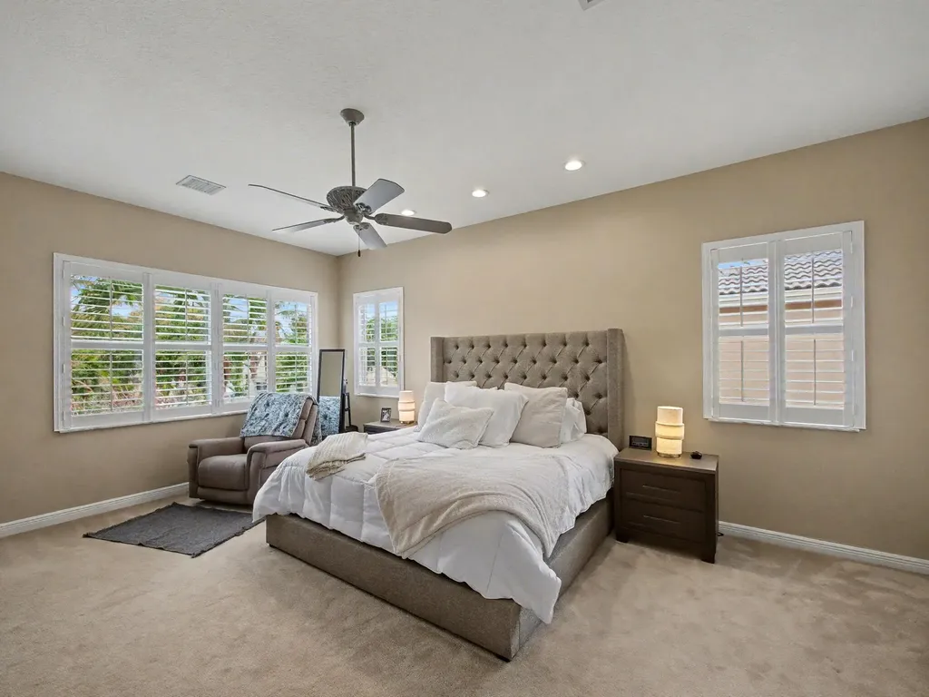 2052 Reston Circle Royal Palm Beach FL 33411
