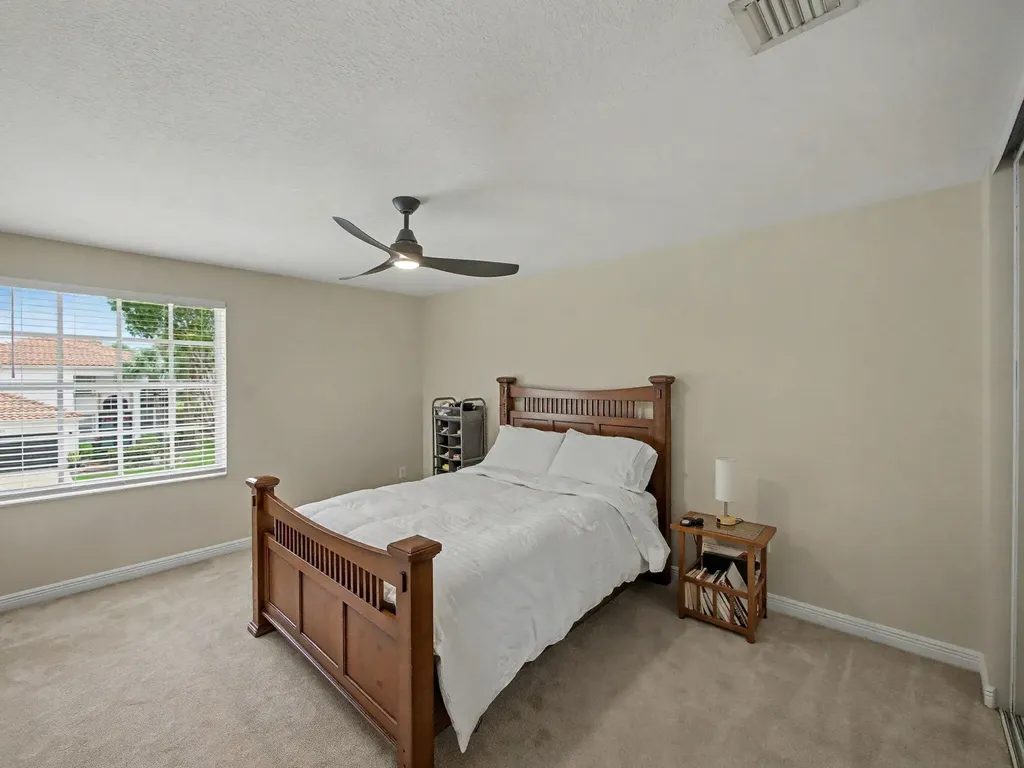 2052 Reston Circle Royal Palm Beach FL 33411