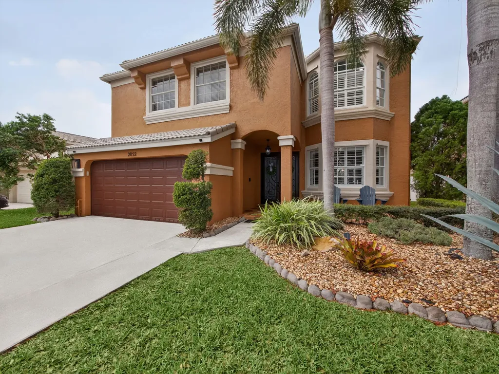 2052 Reston Circle Royal Palm Beach FL 33411