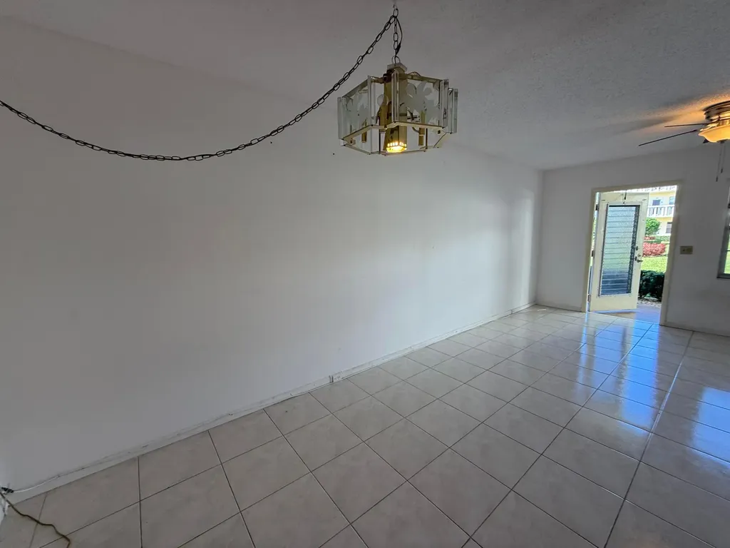 13 Dorset A Boca Raton FL 33434