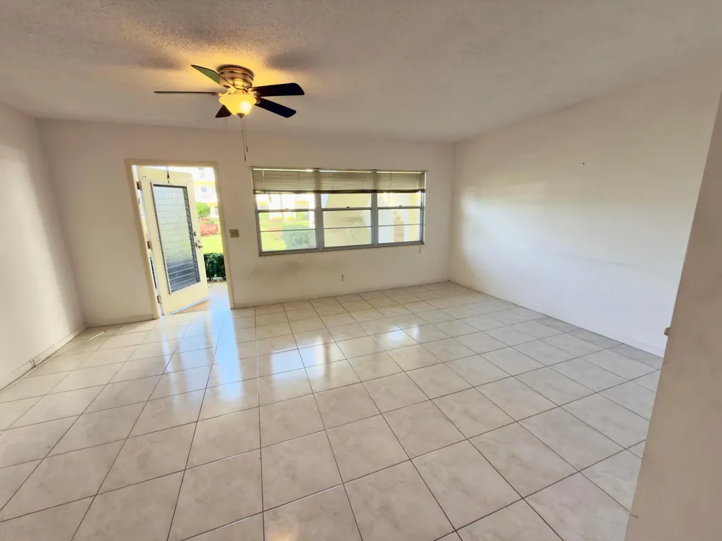 13 Dorset A Boca Raton FL 33434