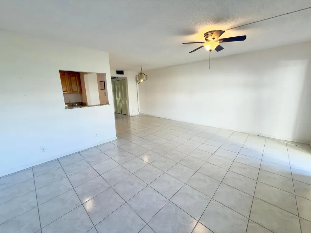 13 Dorset A Boca Raton FL 33434