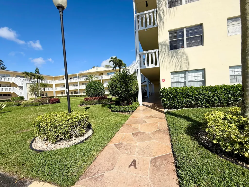 13 Dorset A Boca Raton FL 33434