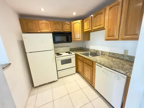 13 Dorset A Boca Raton FL 33434