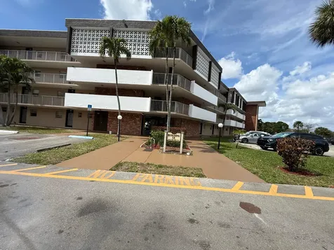 3001 NW 46th Avenue Lauderdale Lakes FL 33313
