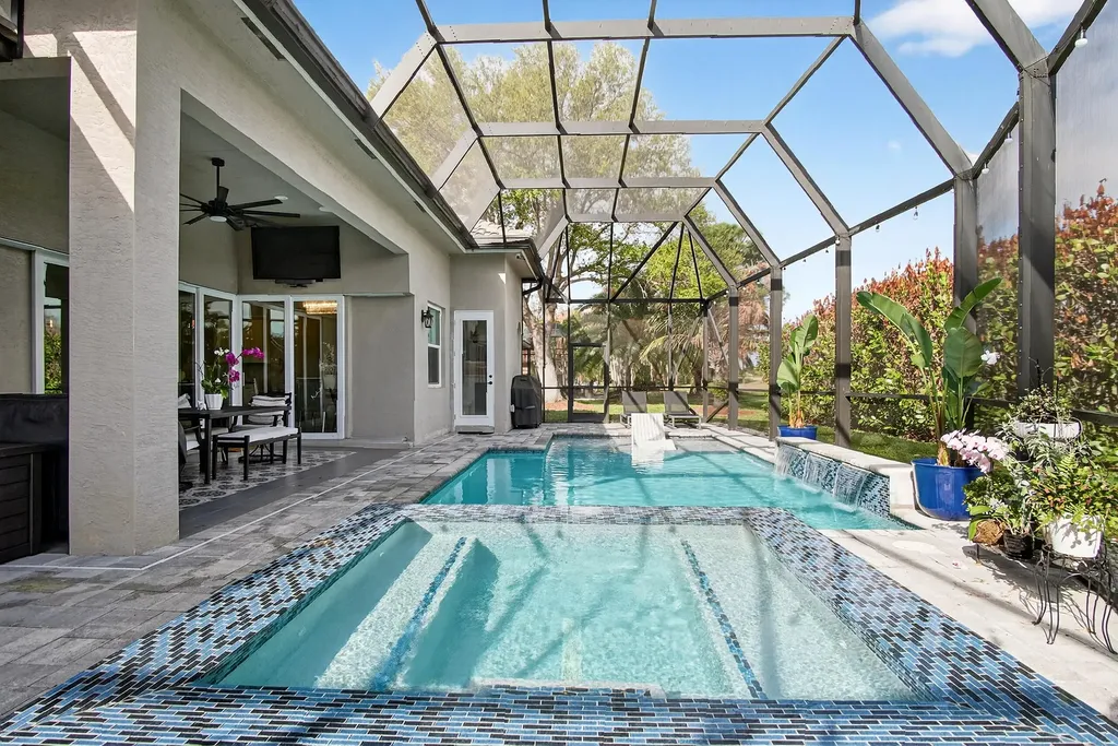 1433 SW Osprey Cove Port St Lucie FL 34986