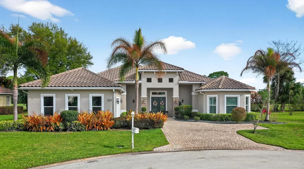 1433 SW Osprey Cove Port St Lucie FL 34986