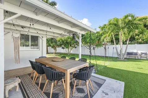 101 SE 13th Street Deerfield Beach FL 33441