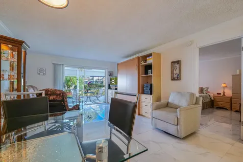 3531 Inverrary Drive Lauderhill FL 33319