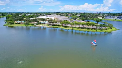 144 Dorchester G West Palm Beach FL 33417